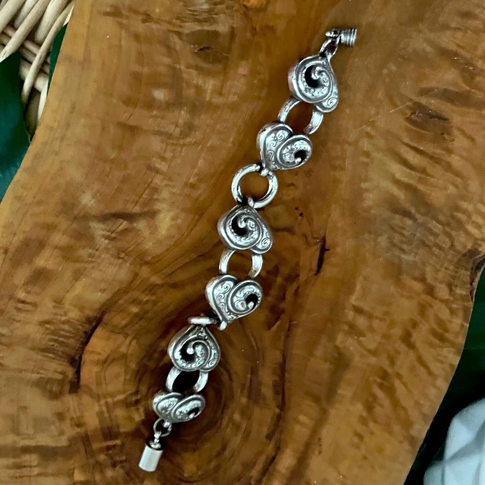 Brighton Vintage retired Penelope Heart bracelet altered with magnetic closure